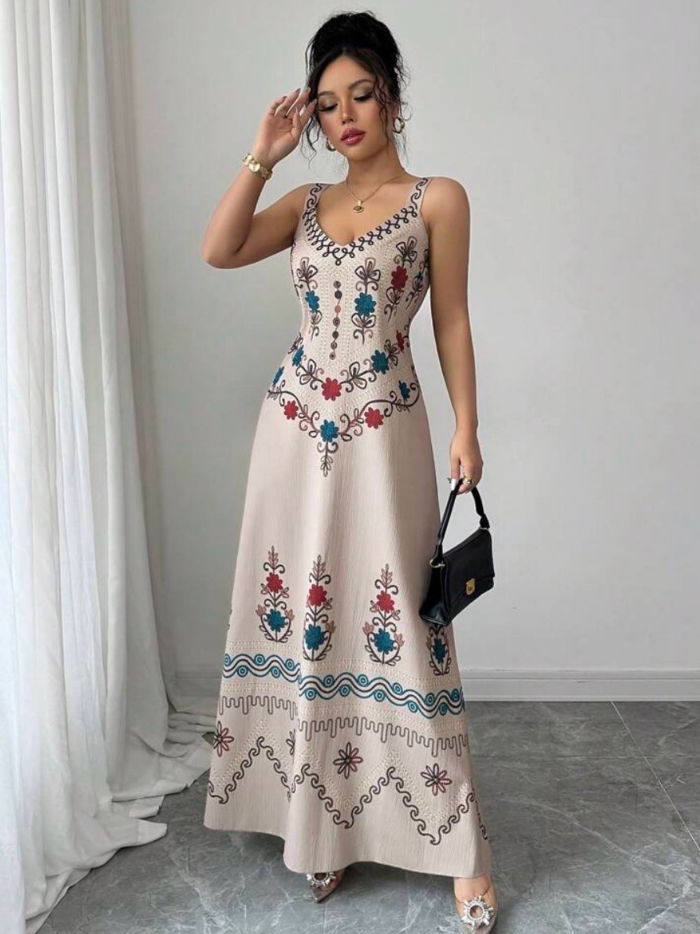 NWOT Sleeveless Embroidered Beige Maxi Dress